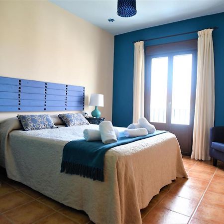 Casa Rural Blue Moon Hostal Cazalla de la Sierra Exterior foto