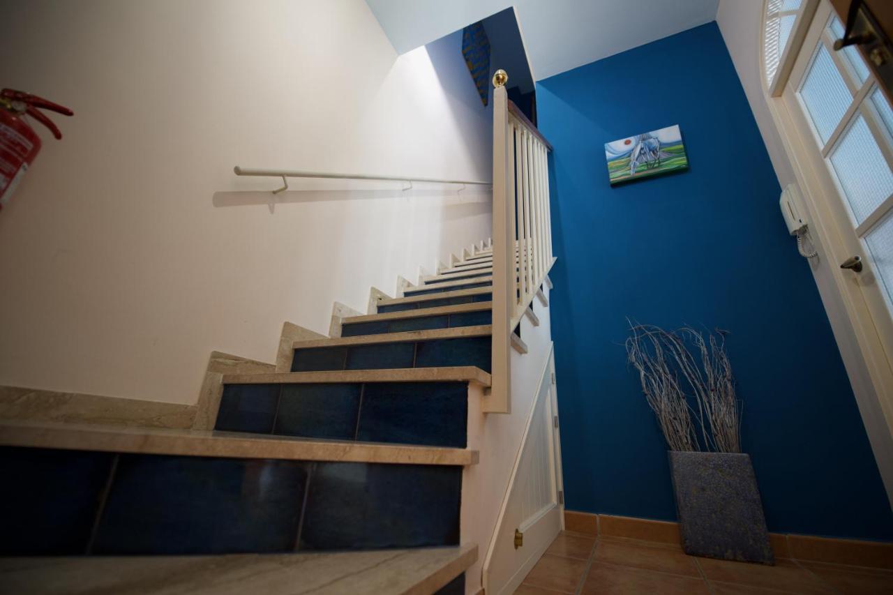 Casa Rural Blue Moon Hostal Cazalla de la Sierra Exterior foto