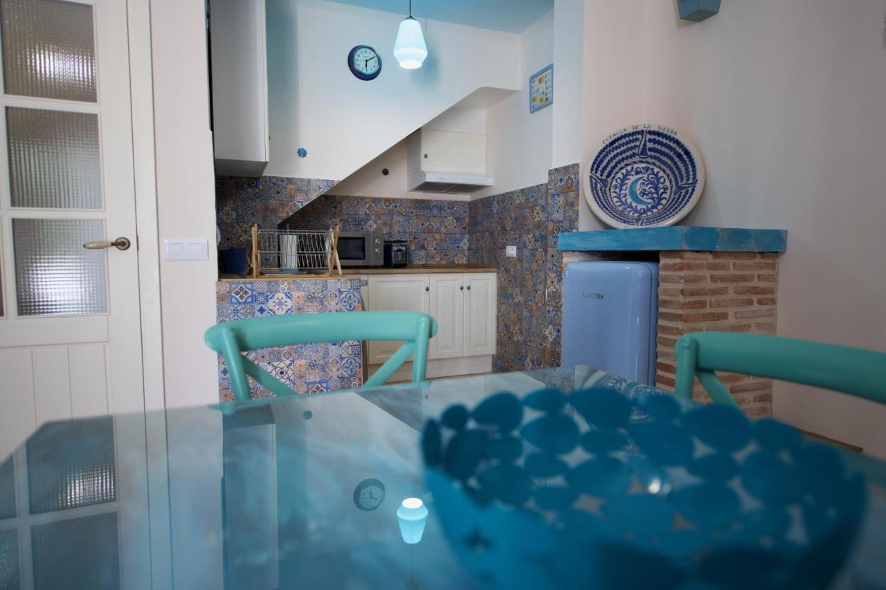 Casa Rural Blue Moon Hostal Cazalla de la Sierra Exterior foto